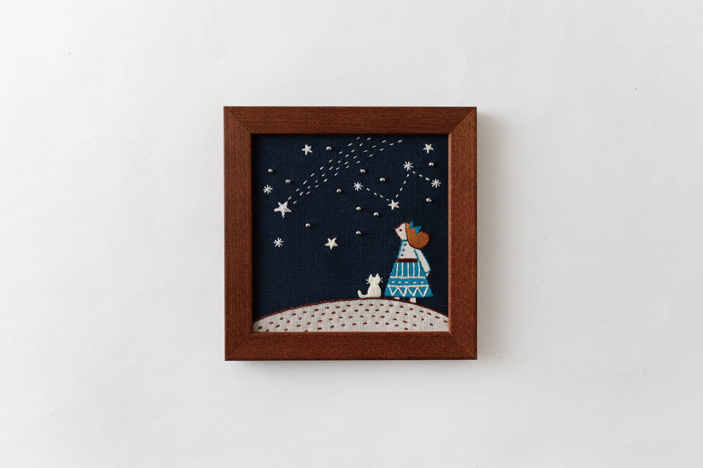 COSMO刺しゅうキット ねこと暮らす毎日(STARRY SKY) No.542105