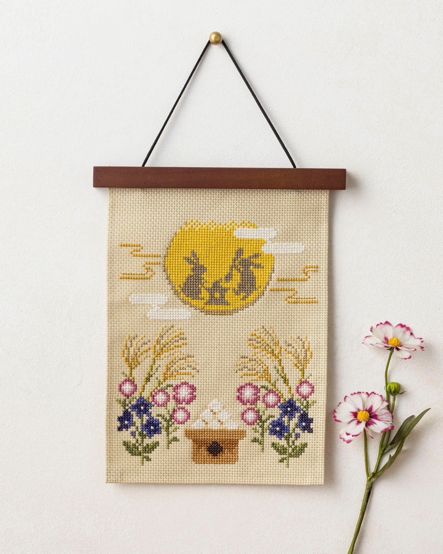 COSMOクロスステッチキット　暮らしが華やぐ季節のたのしみ