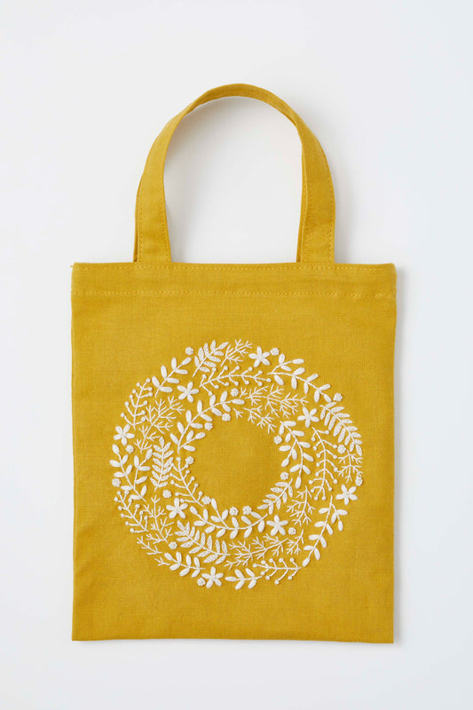 COSMO 刺しゅうキット yulaのこころ躍る草花刺繍  (陽だまりのリース) No.542402