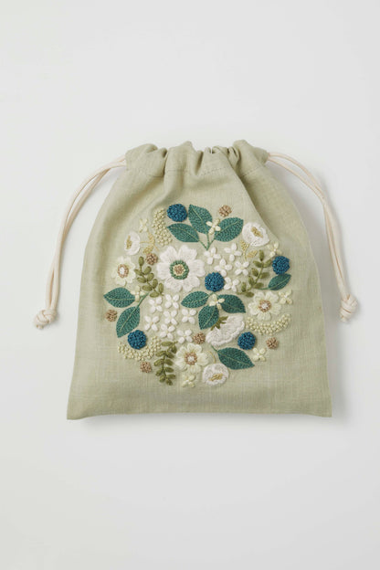 COSMO 刺しゅうキット yulaのこころ躍る草花刺繍  (可憐なフラワーサークル) No.542404
